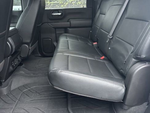 Used 2024 Chevrolet Silverado 2500 Custom w/ Custom Value Package image 18