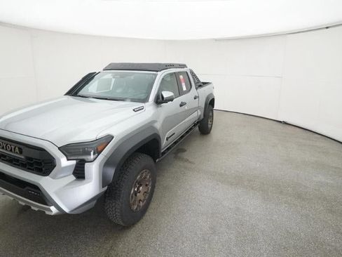 New 2025 Toyota Tacoma 4x4 Double Cab Hybrid image 16