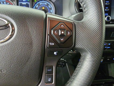 Used 2023 Toyota Tacoma TRD Off-Road w/ Technology Package AWD/4WD image 22