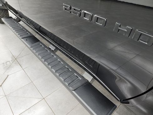Used 2025 Chevrolet Silverado 2500 LT w/ Trail Boss Package AWD/4WD image 27