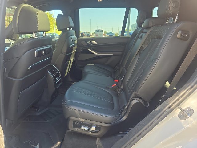 Used 2023 BMW X7 xDrive40i w/ Executive Package AWD/4WD image 26