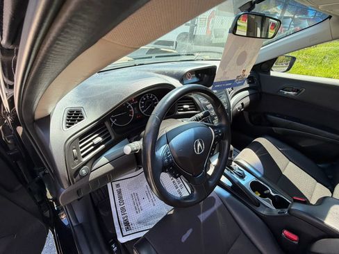 Used 2013 Acura ILX FWD image 9