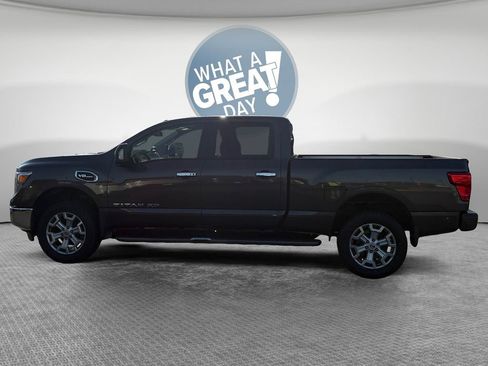 Used 2017 Nissan Titan SV RWD image 7