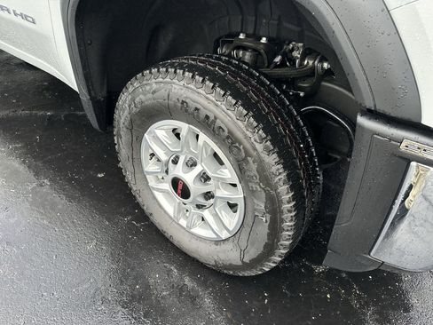 New 2025 GMC Sierra 2500 Pro w/ Convenience Package image 10