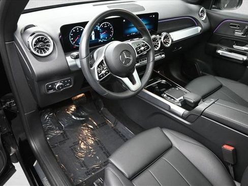 Certified 2023 Mercedes-Benz GLB 250 4MATIC image 8