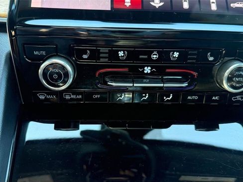 Used 2022 Jeep Grand Cherokee L Summit AWD/4WD image 56