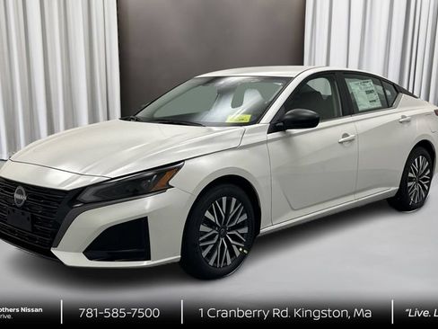 New 2026 Nissan Altima 2.5 SV FWD image 1