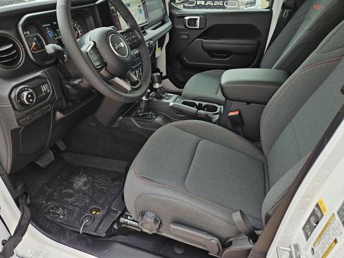 New 2026 Jeep Gladiator Rubicon image 14