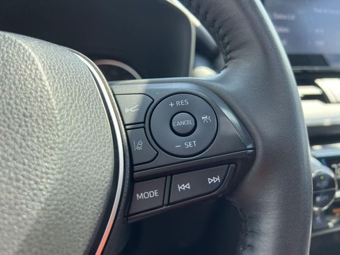 Used 2022 Toyota RAV4 SE AWD/4WD image 19
