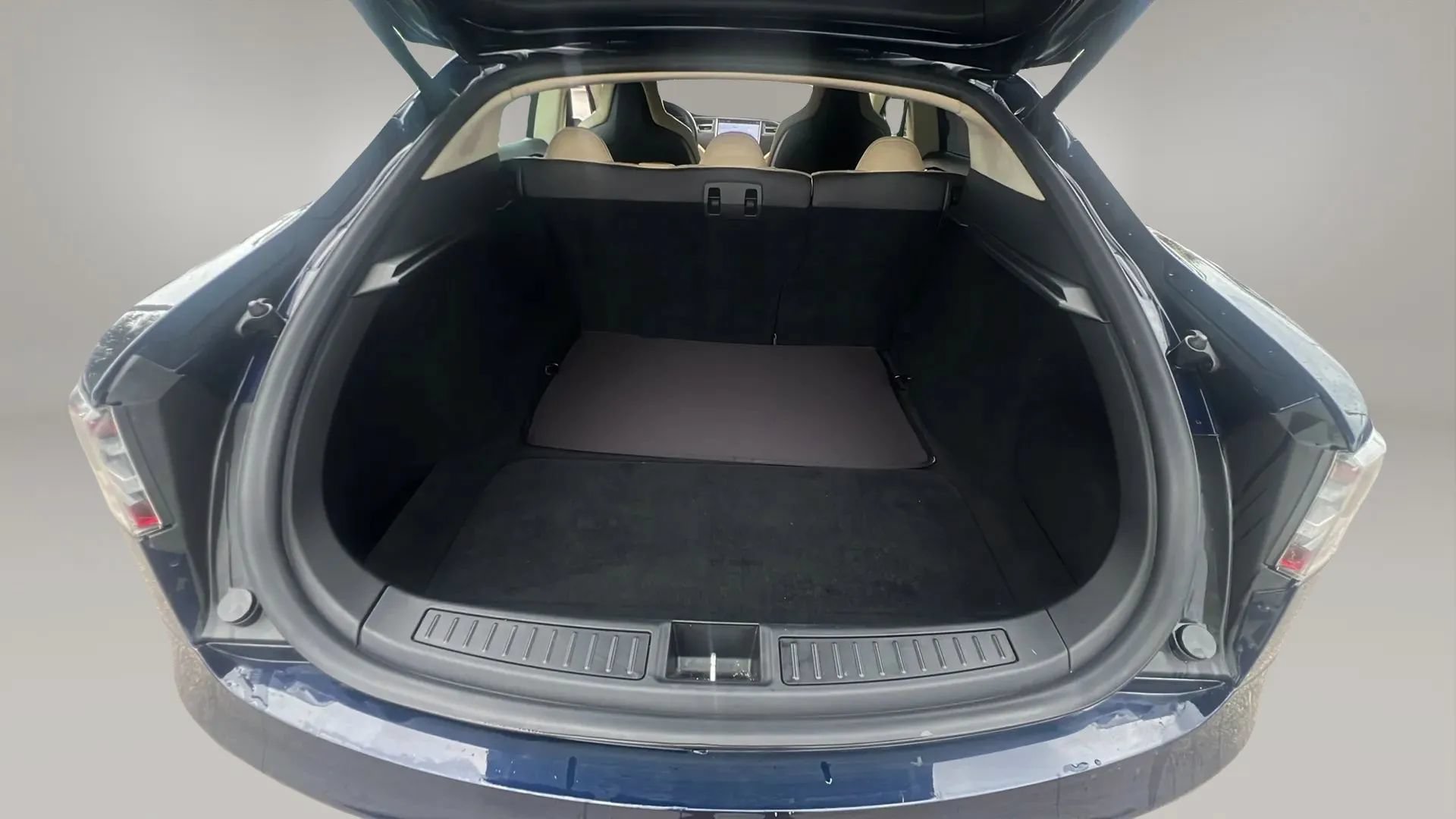 Used 2014 Tesla Model S 85 RWD image 20