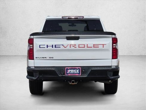 Used 2020 Chevrolet Silverado 1500 W/T w/ WT Value Package image 7