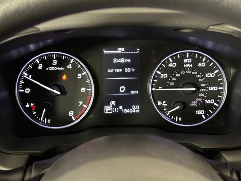 Used 2024 Subaru Crosstrek 2.0i Premium image 11