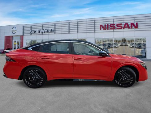New 2027 Nissan Murano Platinum w/ Cargo Package AWD/4WD image 4