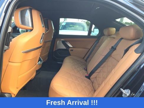 Used 2023 BMW 740i RWD image 17