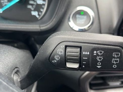 Used 2020 Ford EcoSport SE w/ SE Convenience Package image 12