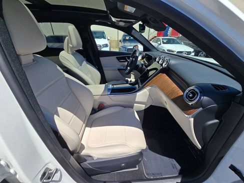 Used 2026 Mercedes-Benz GLC 300 4MATIC image 11