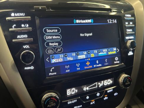 Used 2021 Nissan Murano SV AWD/4WD image 13