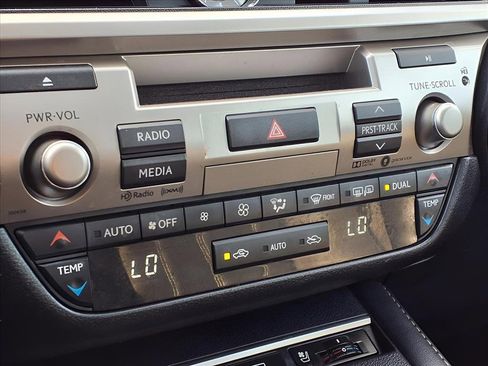 Used 2017 Lexus ES 350 image 20