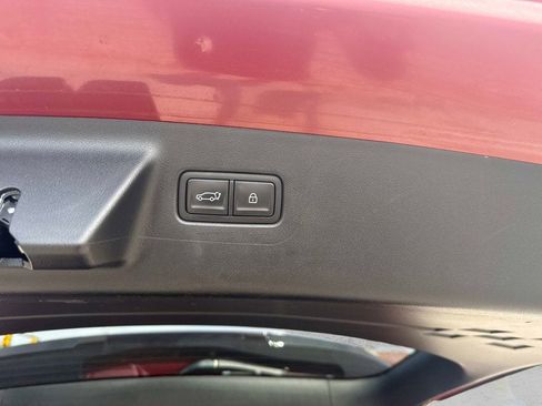 Used 2024 Hyundai Santa Fe SEL AWD/4WD image 6