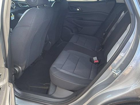 New 2026 Chevrolet Trax LS w/ LS Convenience Package FWD image 17