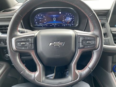 Used 2023 Chevrolet Suburban RST AWD/4WD image 18