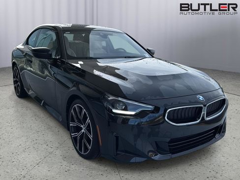 Certified 2024 BMW 230i Coupe w/ Convenience Package RWD image 7