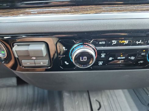 New 2026 GMC Sierra 1500 Elevation image 18