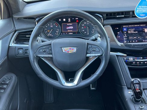 Certified 2024 Cadillac XT6 Sport w/ Platinum Package image 16