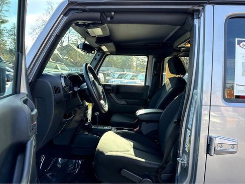 Used 2016 Jeep Wrangler Unlimited Sport w/ Quick Order Package 24S image 11