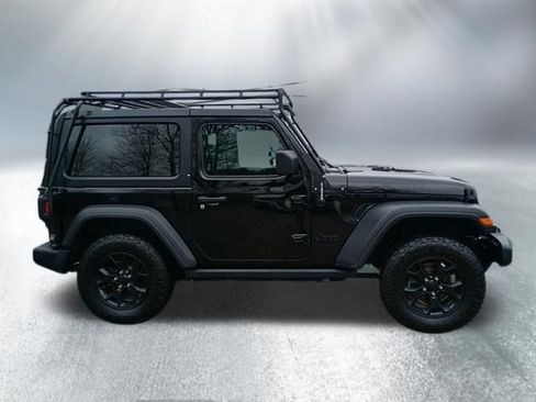 Used 2022 Jeep Wrangler Sport AWD/4WD image 7