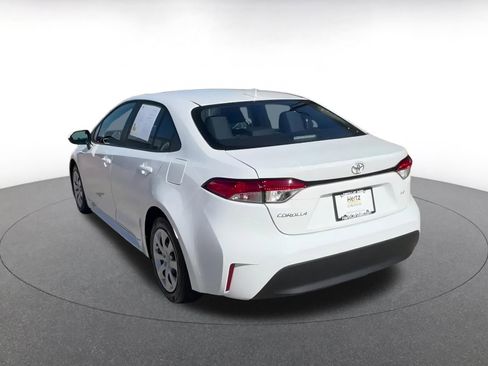 Used 2025 Toyota Corolla LE image 15