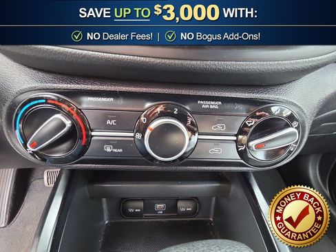 Used 2022 Kia Soul LX image 30