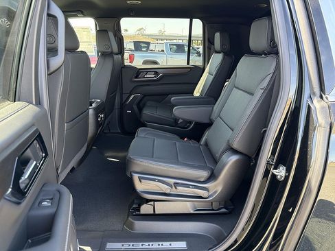 New 2026 GMC Yukon XL Denali RWD image 25