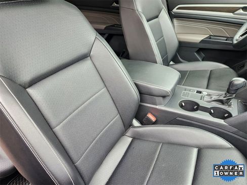 Used 2021 Volkswagen Atlas SE w/ Panoramic Sunroof Package image 15