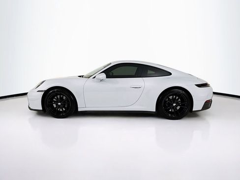 Certified 2025 Porsche 911 Carrera RWD image 2