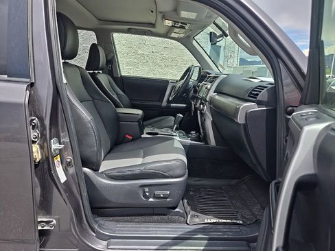 Used 2019 Toyota 4Runner SR5 Premium w/ Wilderness Package AWD/4WD image 47