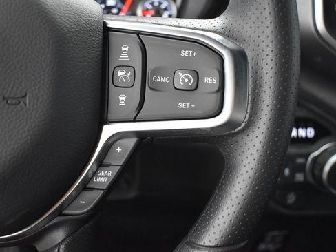 Used 2025 RAM 1500 Big Horn AWD/4WD image 16