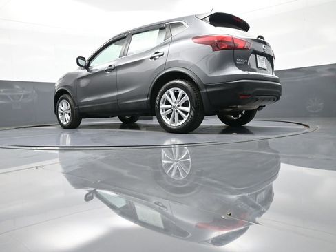 Used 2019 Nissan Rogue Sport S w/ Appearance Package FWD image 30