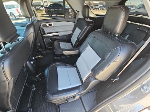 Used 2023 Ford Explorer XLT w/ Equipment Group 202A image 51