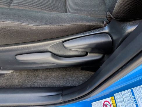 Used 2016 Toyota RAV4 LE image 18