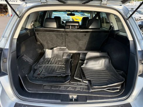 Used 2014 Subaru Outback 2.5i Limited AWD/4WD image 24