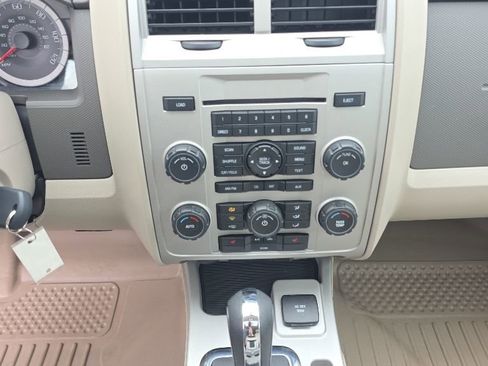 Used 2008 Ford Escape 2WD Hybrid image 15