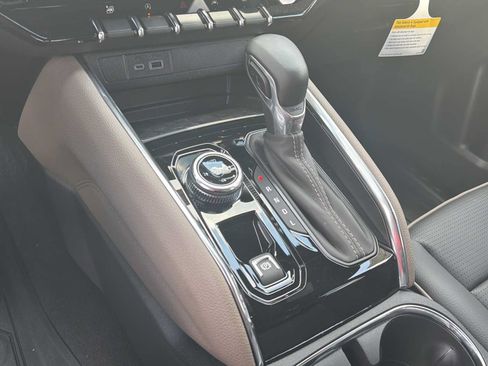 New 2026 GMC Canyon Denali AWD/4WD image 12