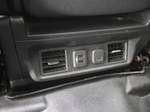 Used 2023 GMC Sierra 2500 SLE w/ SLE Convenience Package image 39