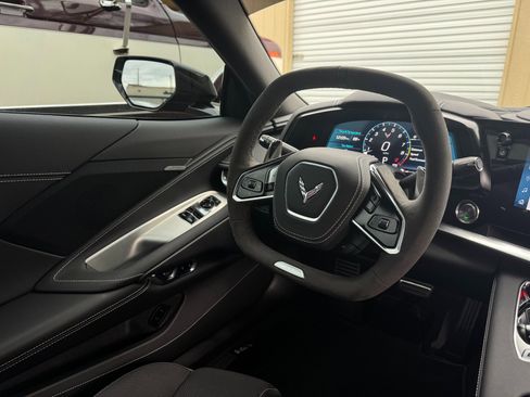 Used 2025 Chevrolet Corvette Z06 image 36