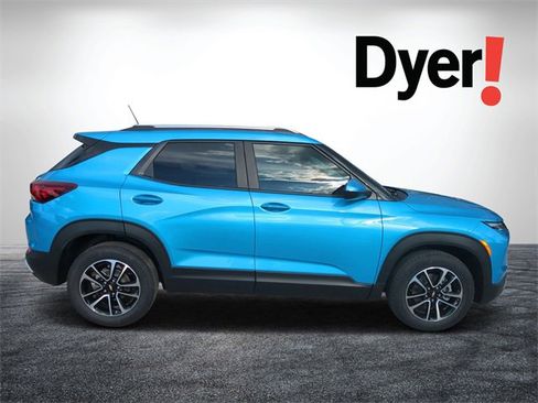 New 2026 Chevrolet TrailBlazer LT w/ Driver Confidence Package image 2