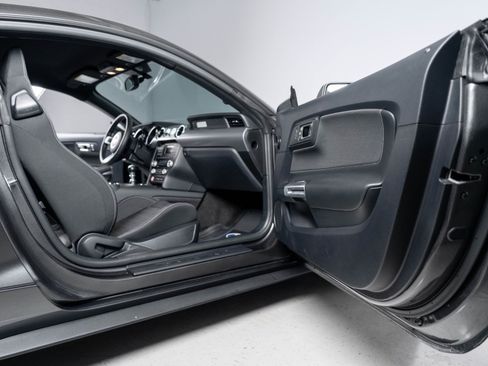 Used 2015 Ford Mustang GT w/ GT Performance Package image 39