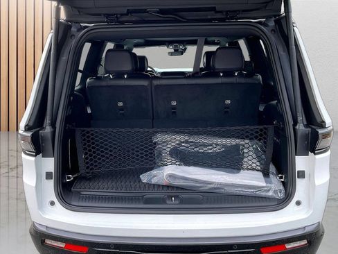 New 2026 Jeep Grand Wagoneer 4WD w/ Quick Order Packge 29V Upland image 27