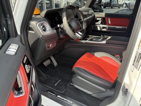 Used 2025 Mercedes-Benz G 63 AMG 4MATIC image 3