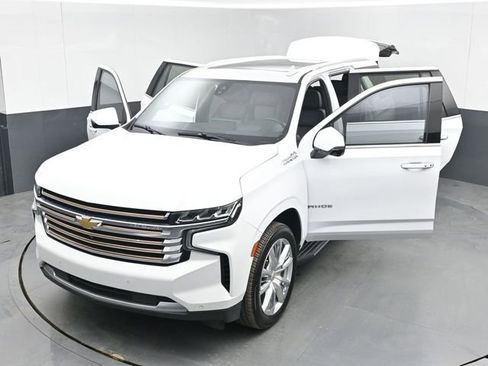 Used 2022 Chevrolet Tahoe High Country image 55